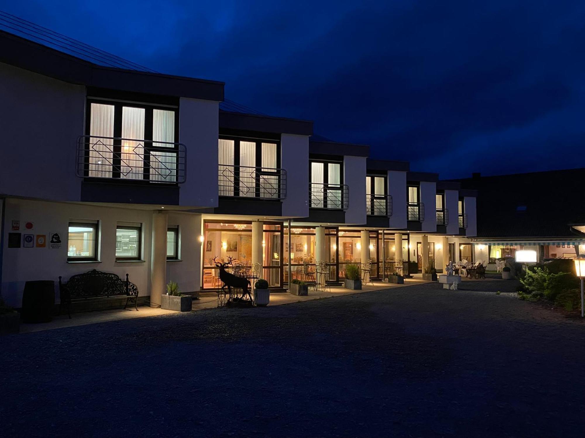 Hotel Altitude Burg Reuland Eksteriør billede